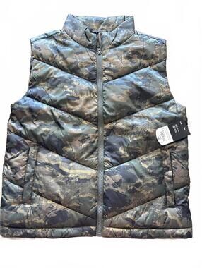 New Xersion Forest Camo Mid Weight Puffer Vest - Size L 14 16 Boys Kids